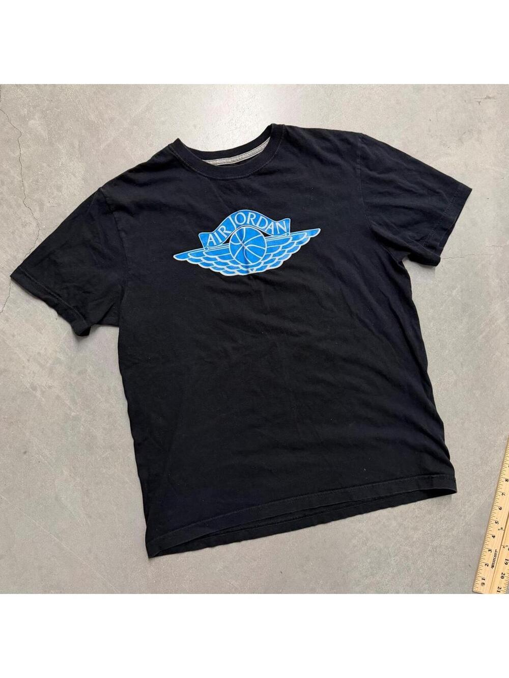 Y2K Retro Style Air Jordan Athletic Black Tee Sized Large